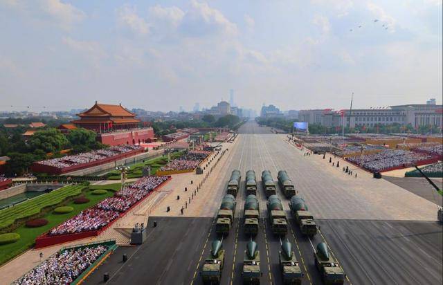 皇冠客服_覆盖全球不是空话皇冠客服,东风-5C官宣,中国版轨道轰炸系统正式亮相?