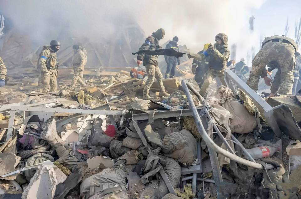 皇冠信用盘要押金吗	
_红军城沦陷皇冠信用盘要押金吗	
，一万乌军下落不明