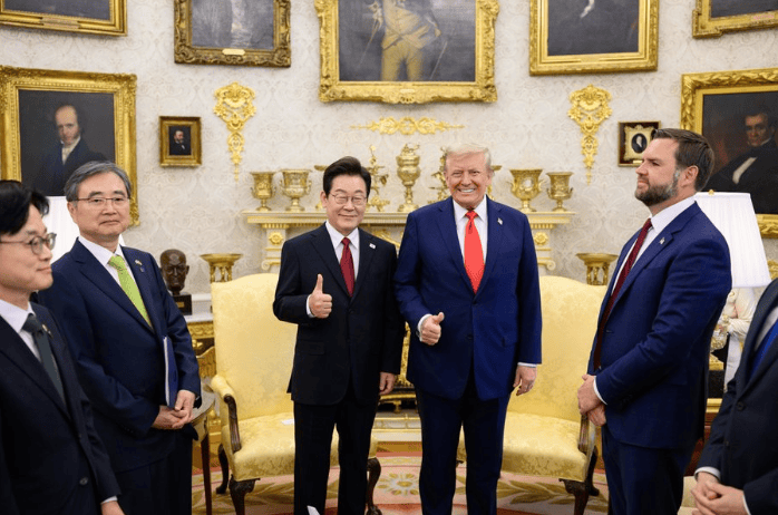 皇冠信用網登1
_悔不当初!看到中国对日本的手段皇冠信用網登1
,李在明突然嗅到不寻常气息,有一件事务必要当面解释清楚