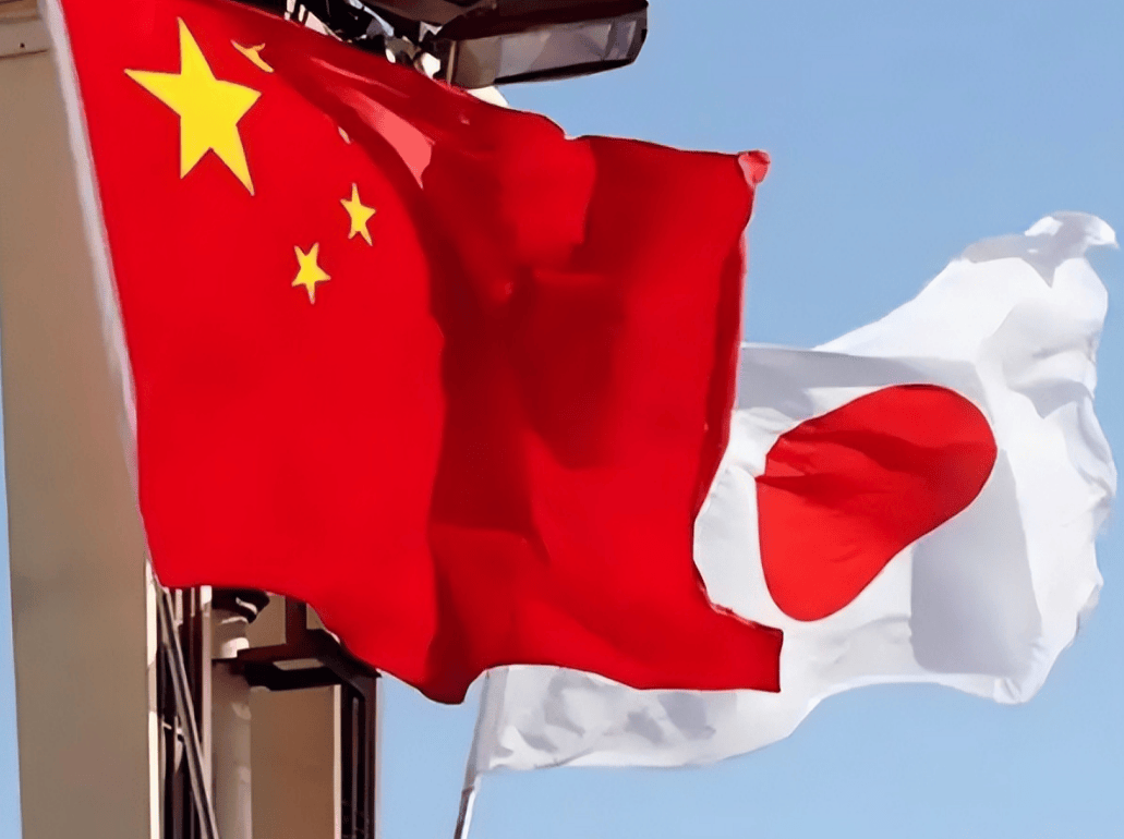 皇冠信用网出租足球
_想对中国复刻“珍珠港时刻”？日本有这个胆子皇冠信用网出租足球
，自卫队也没那个实力！