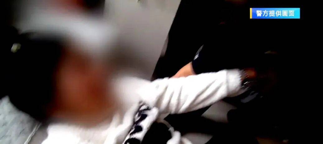 皇冠信用登2代理网址_9岁男孩因作业“气晕”妈妈！之后临危不乱报警求助皇冠信用登2代理网址，给民警“导航”又堪称“模范操作”……