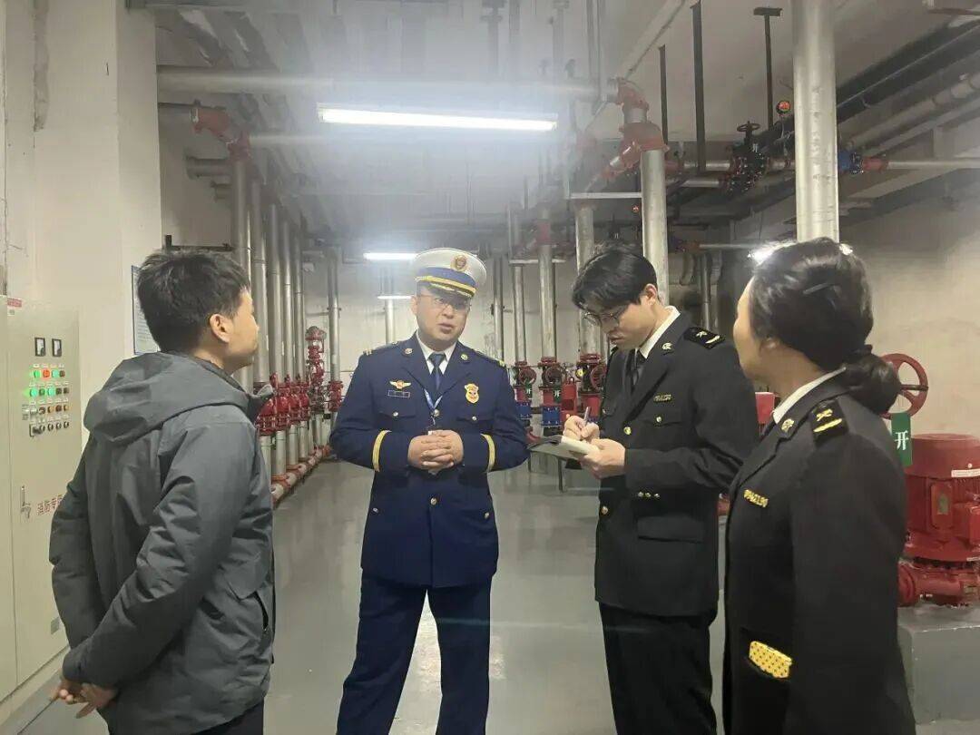 皇冠app_【高层建筑专项整治】大连市金普新区持续开展高层建筑隐患排查整治行动