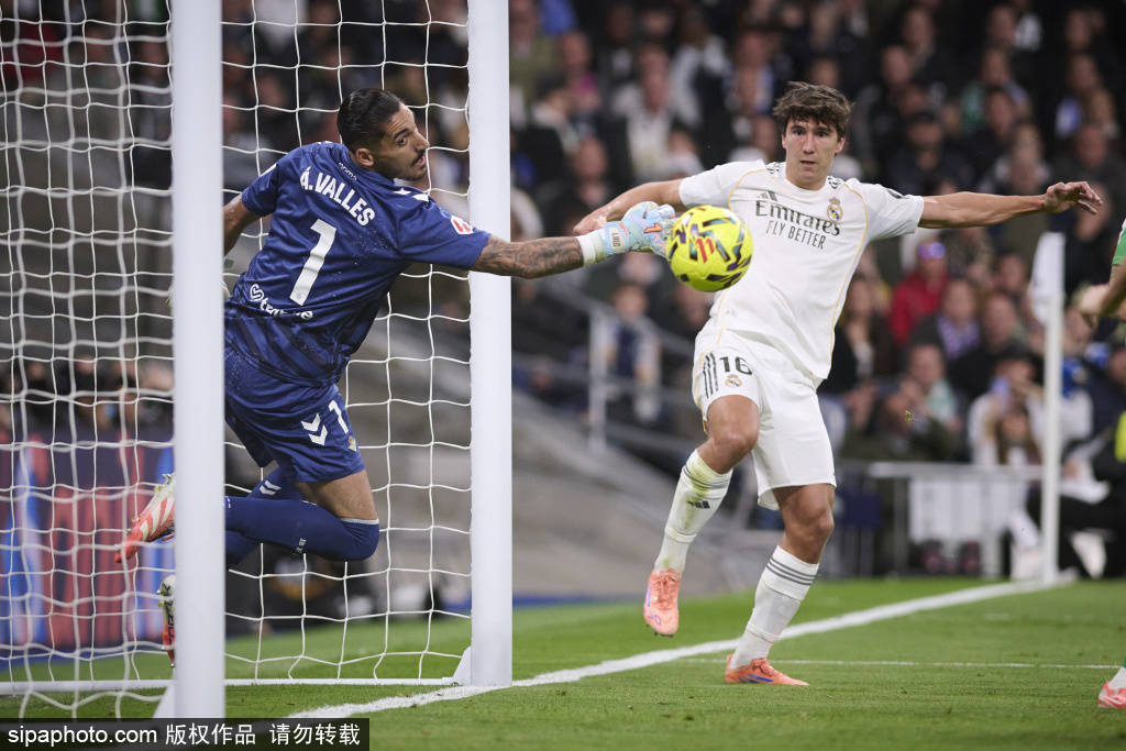 皇冠信用网怎么注册_马竞1-2皇马：西超杯半决赛数据揭秘与战术分析