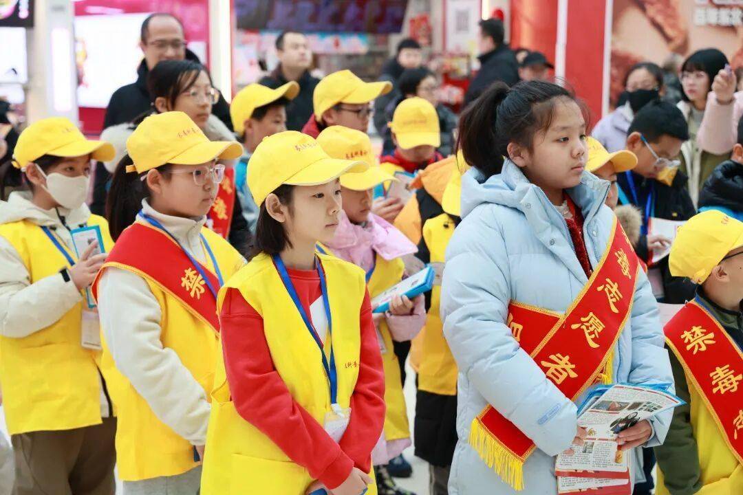 新2网址_吉林省公安厅暨长春市公安局举行庆祝第六个中国人民警察节暨第四十个“110宣传日”活动