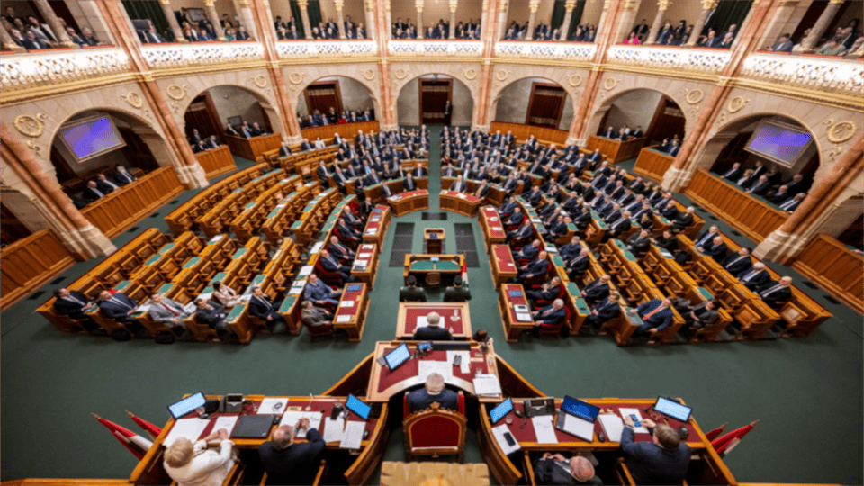 皇冠hga010
_继巴拿马港口和达尔文港后皇冠hga010
,美国又忽悠秘鲁收回中国投资的钱凯港