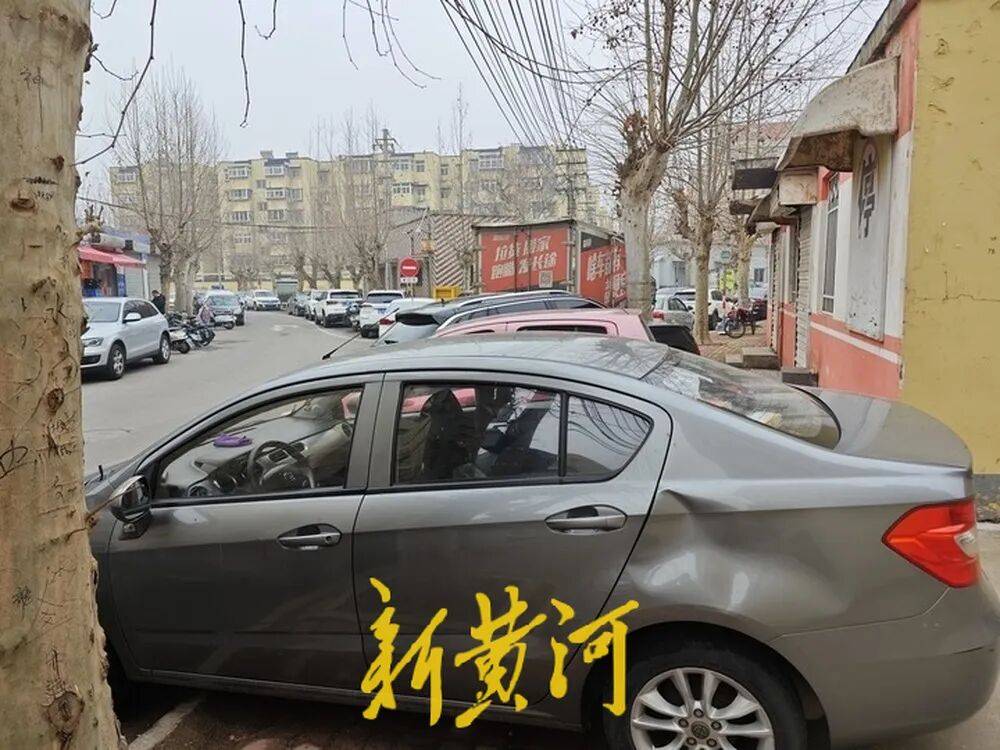 皇冠信用网押金多少
_济南一市民反映:未缴80元停车服务费车辆难出小区皇冠信用网押金多少
,多方回应来了