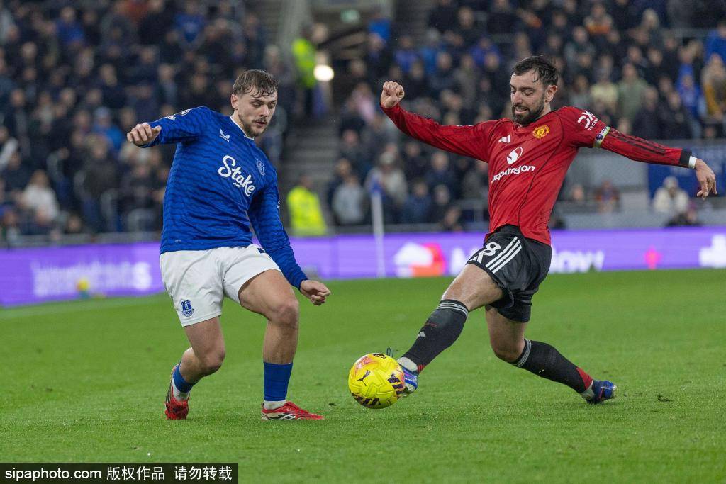 皇冠信用盘代理出租
_曼联3-1战胜维拉:B费与胖虎双双9分皇冠信用盘代理出租
,球队战术再获成功