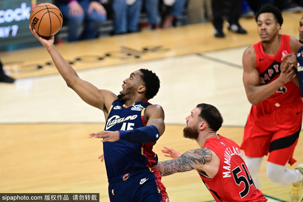 皇冠信用网庄家_NBA季后赛半决赛前瞻:四大战役皇冠信用网庄家,巨星碰撞!
