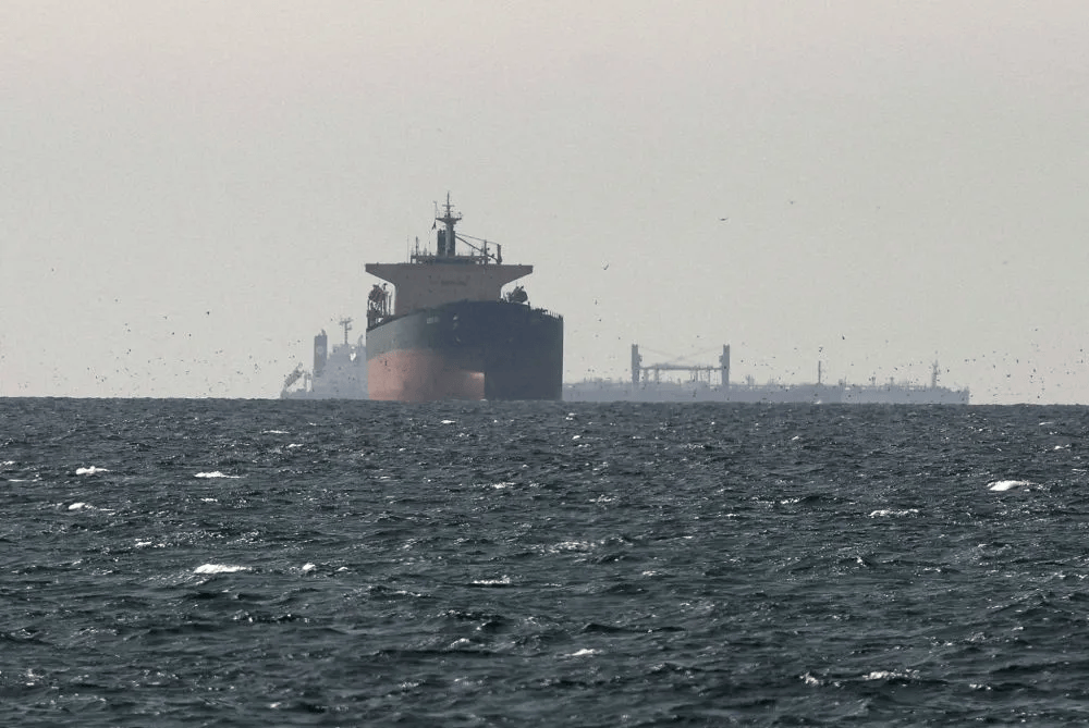 皇冠信用网正版会员_英媒：若美国升级战事皇冠信用网正版会员，伊朗考虑攻击美国在欧洲的军事目标、破坏霍尔木兹海峡海底光纤电缆；此前伊朗称对美策略或转守为攻