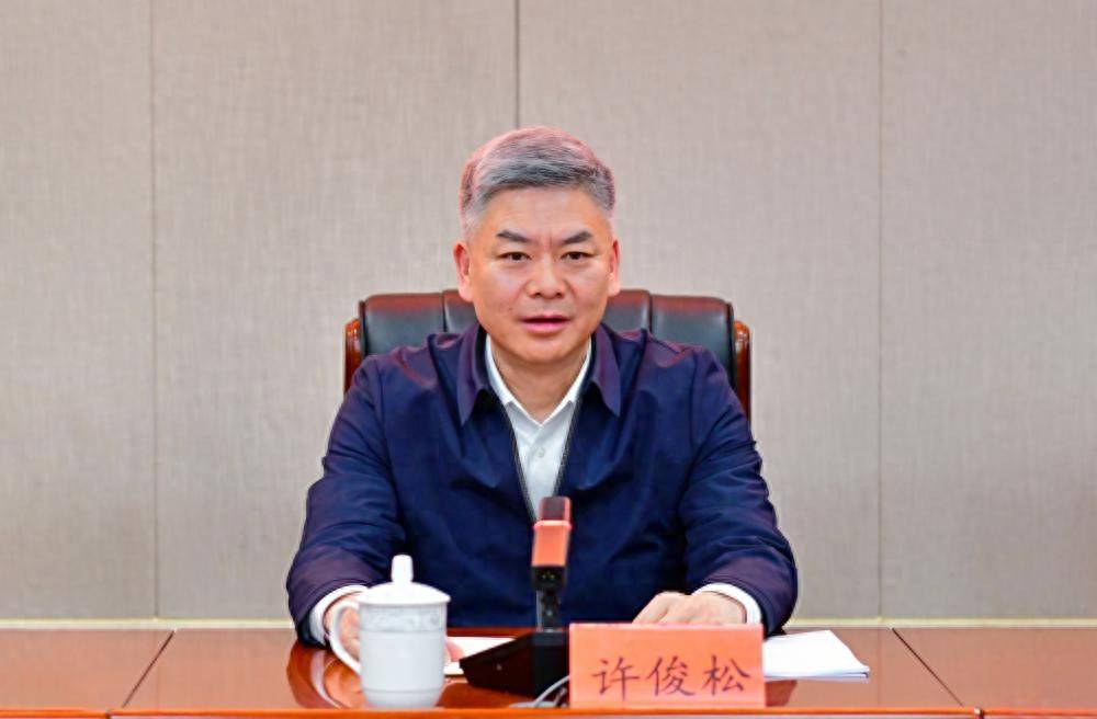 世界杯皇冠平台_贵阳市委政法委书记许俊松世界杯皇冠平台,已任贵州省民政厅党组书记